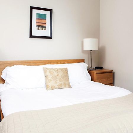 Madison Hill - Bedford Hill 1 - One Bedroom Flat London Kültér fotó